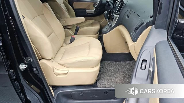Hyundai Grand Starex 2018 Черный из Кореи, фото 2