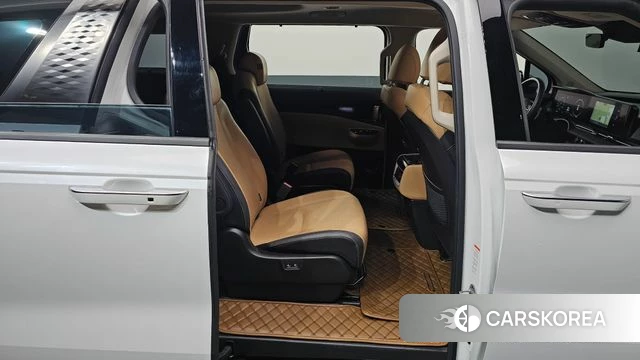 Kia Carnival 4th generation 2023 Белый из Кореи, фото 2