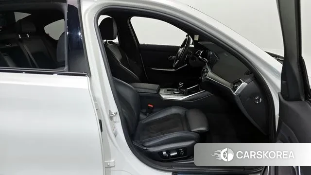 BMW 3 Series (G20) 2020 Белый из Кореи, фото 2