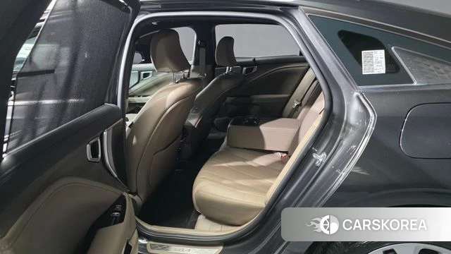Kia K8 2023 Серый из Кореи, фото 2