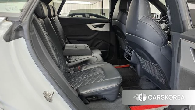 Audi Q8 (4M) 2021 Белый из Кореи, фото 2