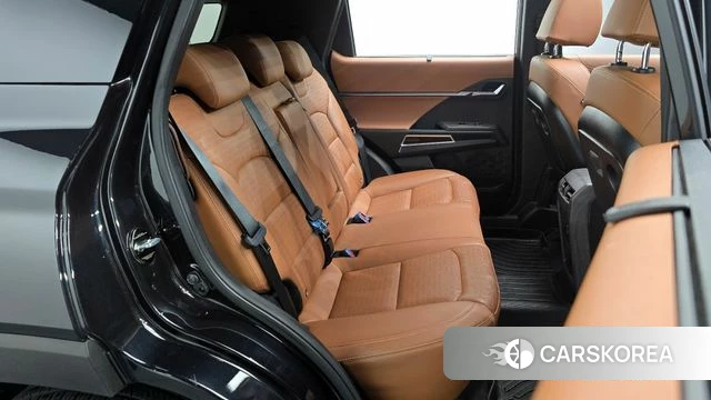 Ssangyong Torres 2023 Черный из Кореи, фото 2