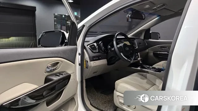 Kia The New Carnival 2018 Белый из Кореи, фото 2