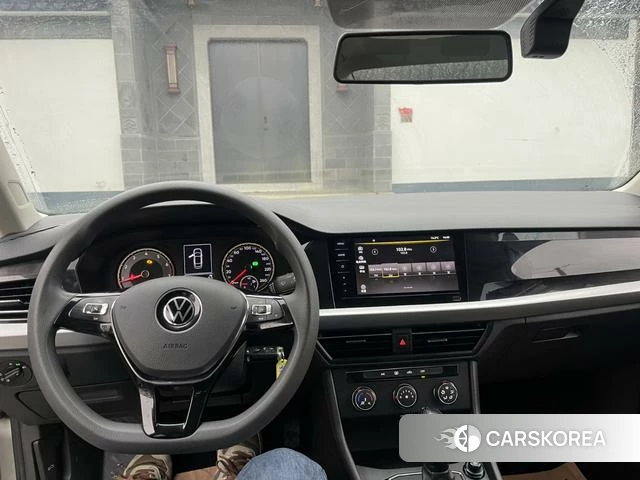 Volkswagen Lavida 2021 Серебристо-серый из Китая, фото 2