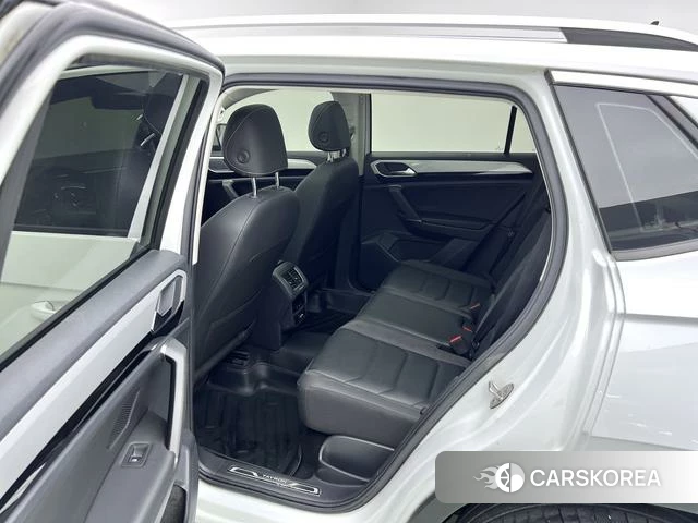 Volkswagen Tanyue 2021 Белый из Китая, фото 2