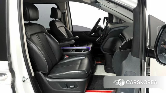 Hyundai Staria 2021 Белый из Кореи, фото 2