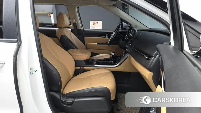 Kia Carnival 4th generation 2021 Белый из Кореи, фото 2