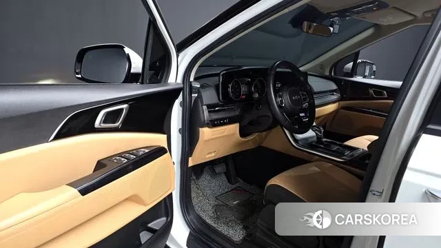 Kia Carnival 4th generation 2023 Белый из Кореи, фото 2