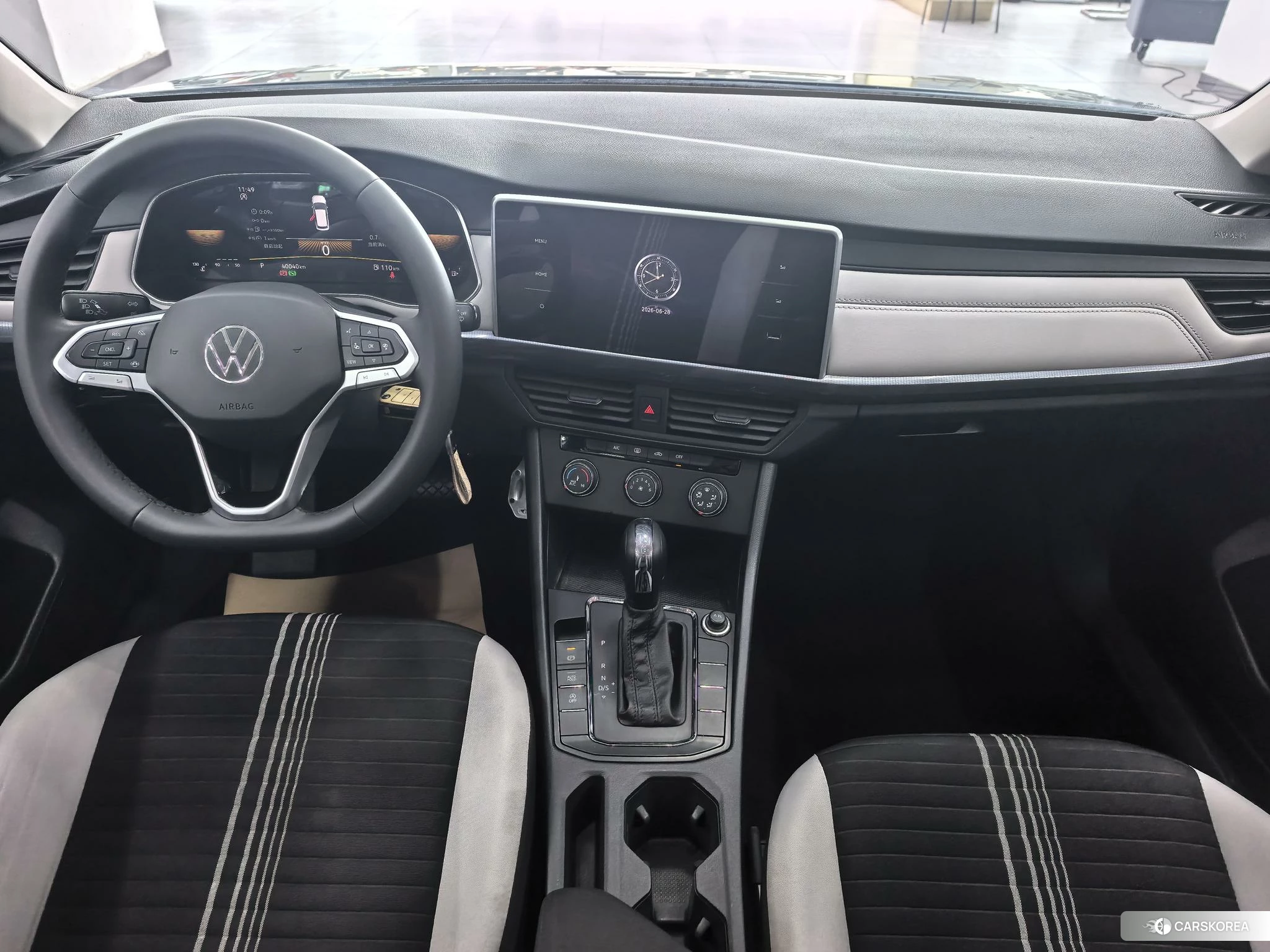 Volkswagen Bora 2022 Белый из Китая, фото 2