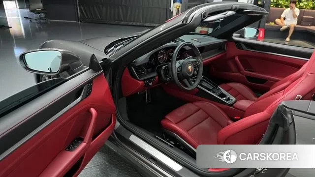 Porsche 911(992) 2024 Серый из Кореи, фото 2