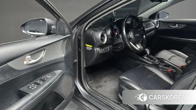 Kia Come New K3 2018 Серый из Кореи, фото 2