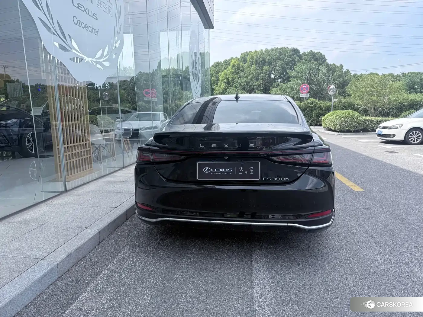 Lexus ES 2025 Черный из Китая, фото 2