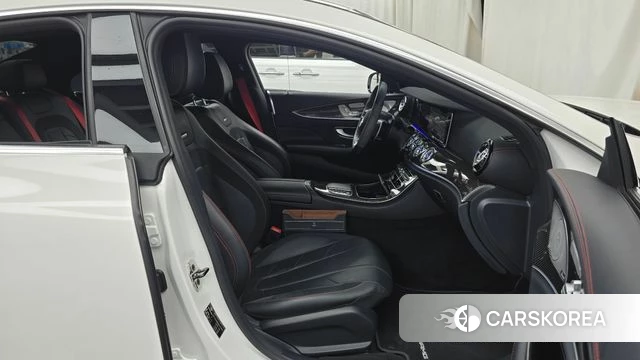 Mercedes-Benz CLS-Class C257 2022 Белый из Кореи, фото 2