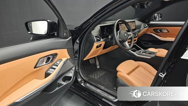 BMW 3 Series (G20) 2023 Черный из Кореи, фото 2