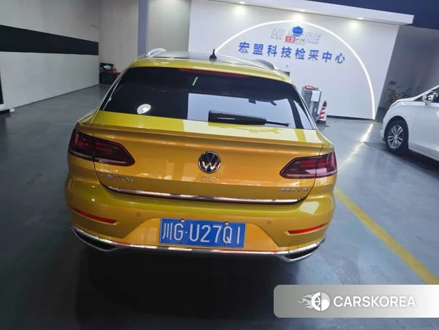 Volkswagen CC 2021 Желтый из Китая, фото 2