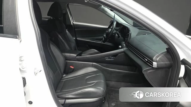 Hyundai Avante (CN7) 2021 Белый из Кореи, фото 2