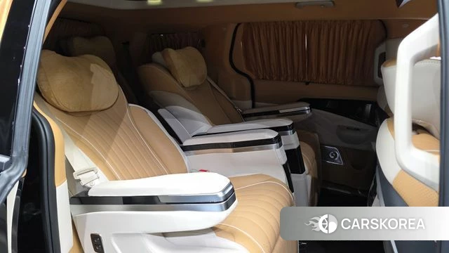 Kia The New Carnival 4th Generation 2024 Черный из Кореи, фото 2