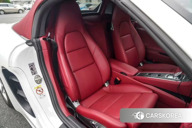 Porsche 718 2023 Белый из Китая, фото 2