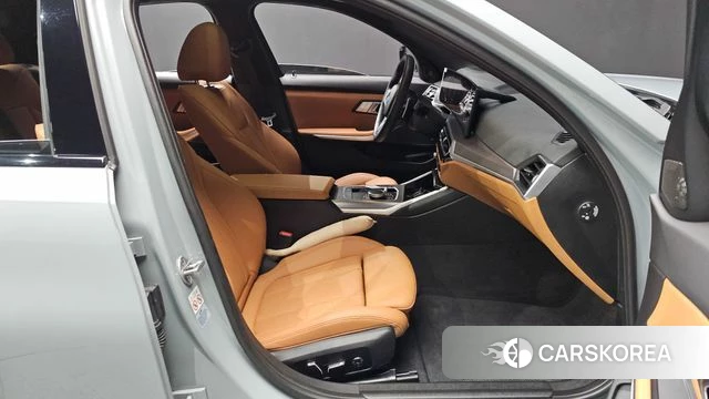 BMW 3 Series (G20) 2024 Серебристо-серый из Кореи, фото 2