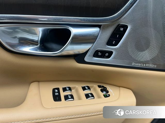 Volvo S90 2022 Белый из Кореи, фото 2