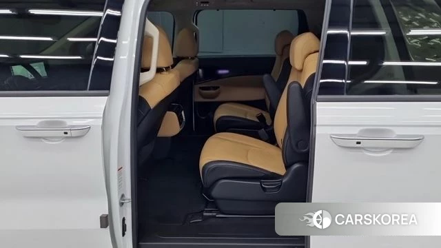 Kia Carnival 4th generation 2023 Белый из Кореи, фото 2