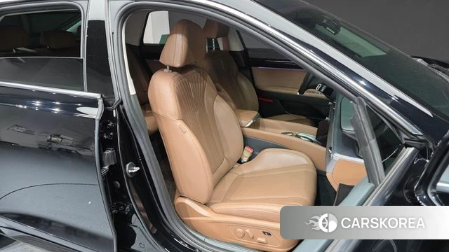 Hyundai Grandeur Hybrid (GN7) 2023 Черный из Кореи, фото 2