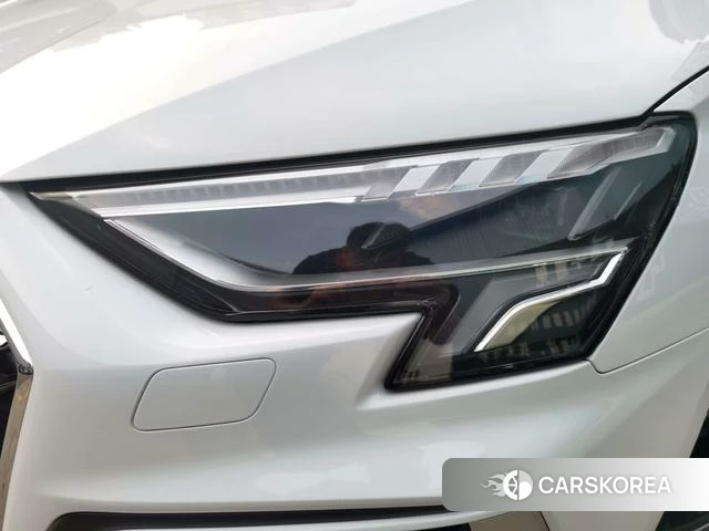 Audi A3 2023 Белый из Китая, фото 2