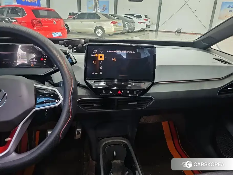 Volkswagen ID.3 2023 Белый из Китая, фото 2