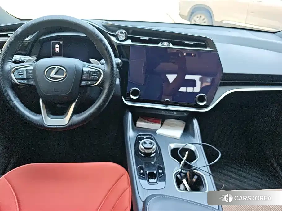 Lexus RZ 2024 Черный из Китая, фото 2