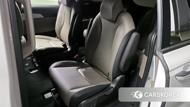 Kia The New Carnival 4th Generation 2025 Белый из Кореи, фото 2