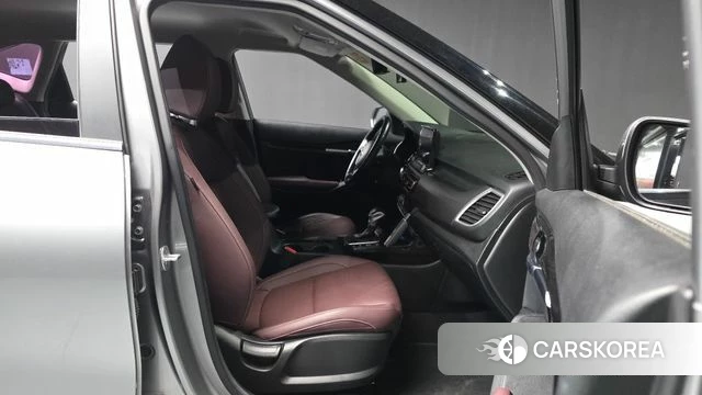 Kia Seltos 2019 Серый из Кореи, фото 2