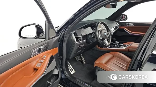 BMW X7 (G07) 2020 Черный из Кореи, фото 2