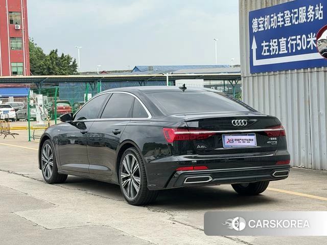 Audi A6L 2022 Черный из Китая, фото 2