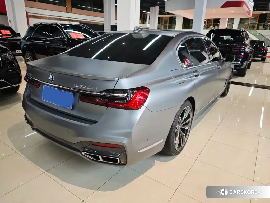 BMW 7 series 2022 Silver/gray из Китая, фото 2