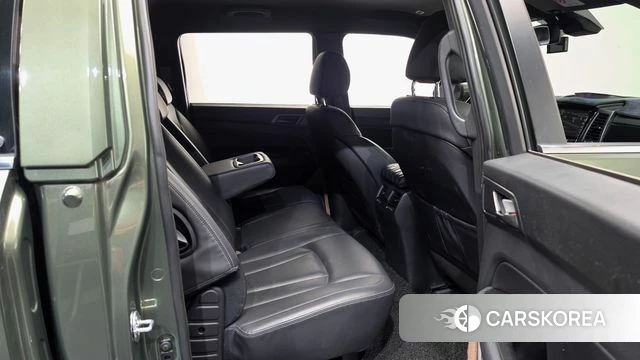 Ssangyong The New Rexton Sport 2021 Темно-зеленый из Кореи, фото 2