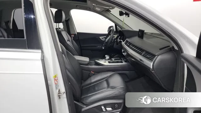 Audi Q7 (4M) 2019 Белый из Кореи, фото 2