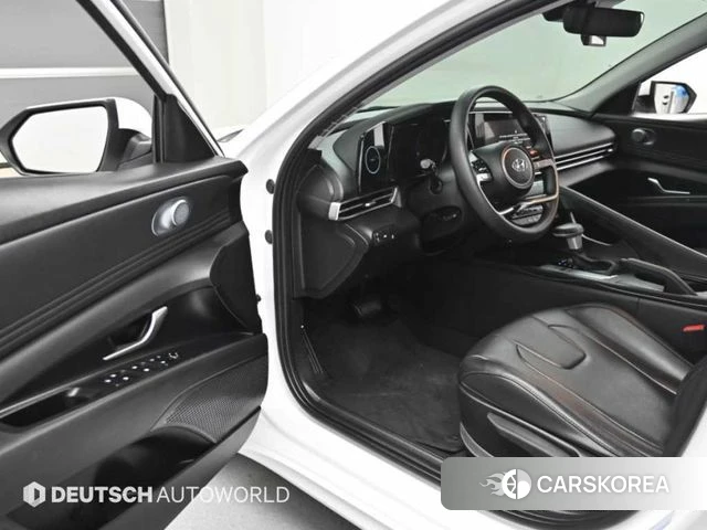 Hyundai Avante (CN7) 2022 Белый из Кореи, фото 2