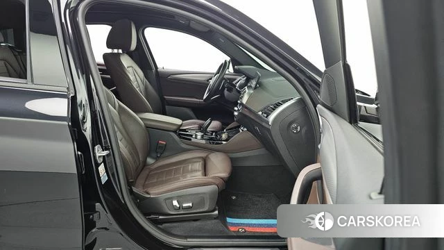 BMW X4 (G02) 2021 Черный из Кореи, фото 2