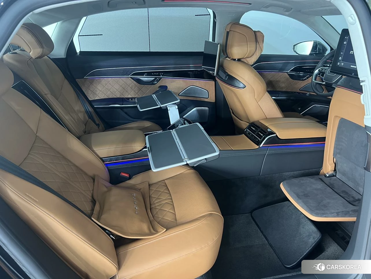 Audi A8 2024 Черный из Китая, фото 2