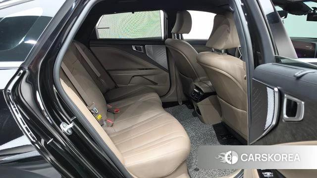 Kia K8 Hybrid 2022 Черный из Кореи, фото 2