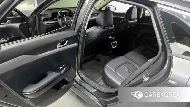 Kia The New K5 3rd generation 2024 Серый из Кореи, фото 2