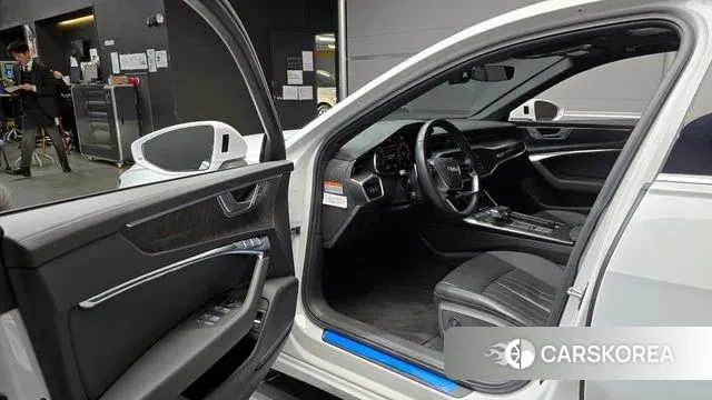 Audi A6 (C8) 2023 Белый из Кореи, фото 2