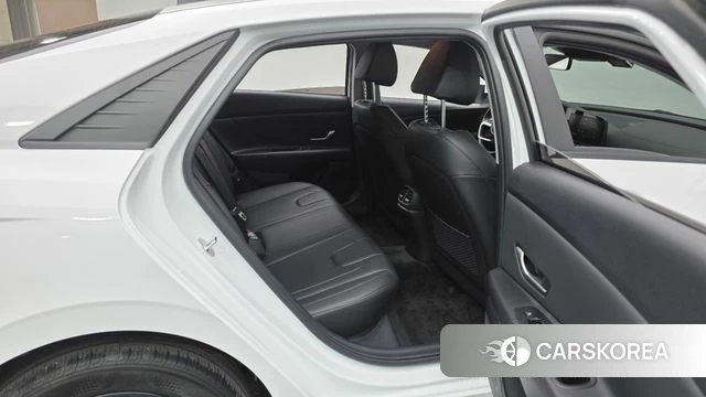 Hyundai Avante (CN7) 2023 Белый из Кореи, фото 2