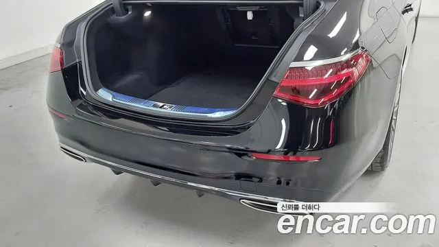 Mercedes-Benz S-Class W223 2024 Черный из Кореи, фото 2