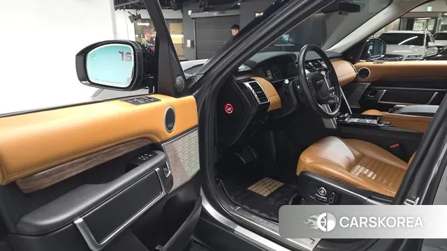 Land Rover Discovery 5 2018 Серый из Кореи, фото 2