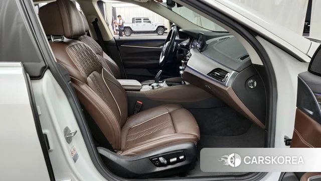 BMW 6 Series GT (G32) 2018 Белый из Кореи, фото 2