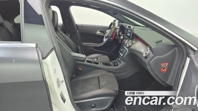 Mercedes-Benz CLA-Class C117 2018 Черный из Кореи, фото 2