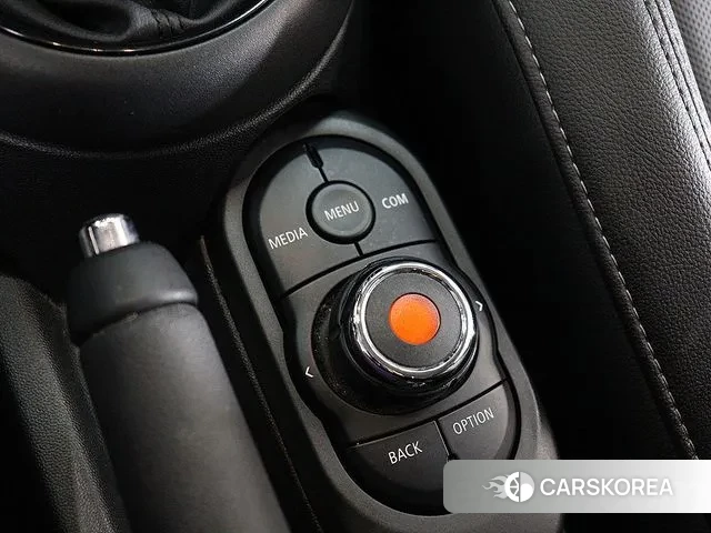 Mini Cooper 2019 Жемчужный цвет из Кореи, фото 2