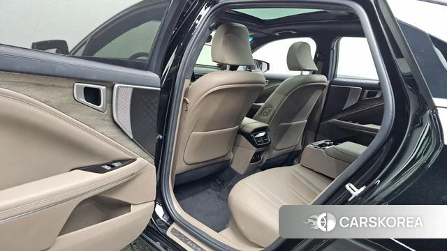 Kia K8 Hybrid 2022 Черный из Кореи, фото 2