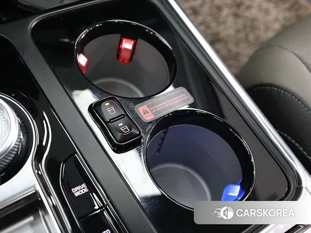 Kia The New Carnival 4th Generation 2023 Белый из Кореи, фото 2